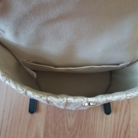 A new day straw basket backpack, natural - Picture 5 of 7